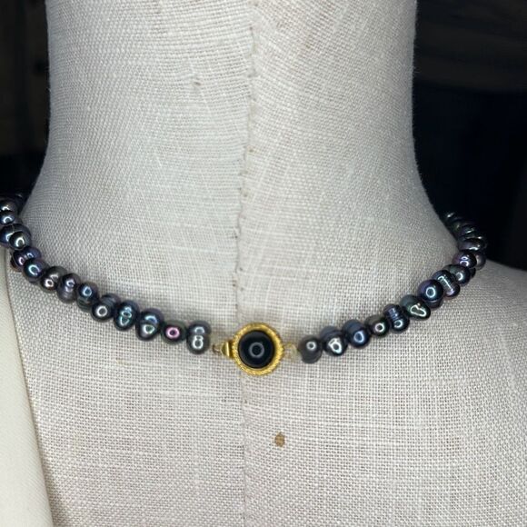 Iridescent Navy Pearl Necklace - Picture 3 of 6